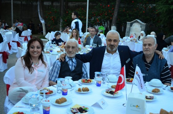 İMSİAD'TAN HUZURLU İFTAR.