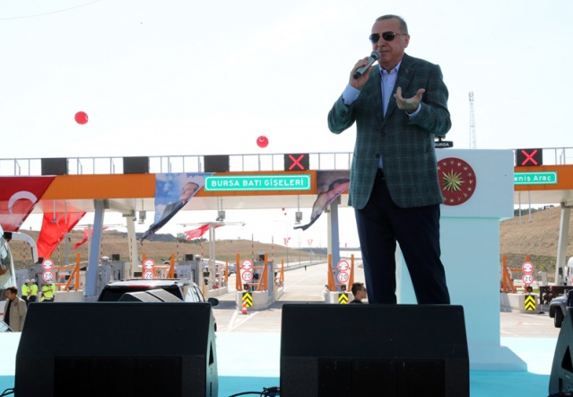 Erdoğan'dan çifte açılış