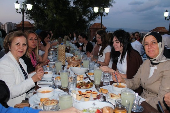 İMO KADIN MÜH İFTARI