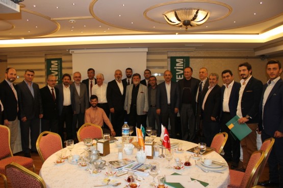 Üniversite inşat dünyasıyla buluştu