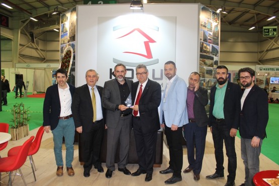 İMSİAD, fuarda stant açan üyelerini ziyaret etti