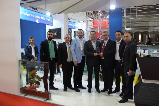 İMSİAD, fuarda stant açan üyelerini ziyaret etti