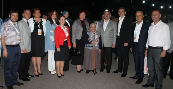 İMSİAD'dan Huzurevinde Örnek İftar Sofrası