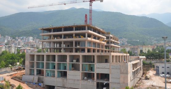 Yüksek İhtisas KVC binası hızla yükseliyor