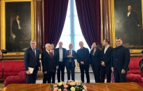 Başkan Bozbey Avrupa'da tarihi kent modelini inceledi