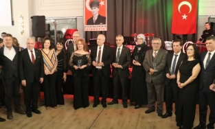 Mimarlar Geleneksel Baloda buluştu