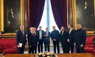 Başkan Bozbey Avrupa'da tarihi kent modelini inceledi