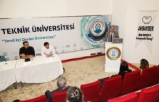 Ahşap konut sistemleri BTÜ’de tartışıldı