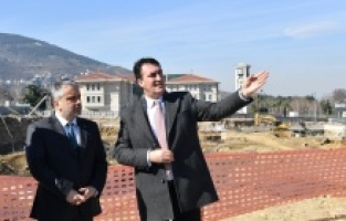 Salman: “Osmangazi Meydanı, Gurur Projemiz”