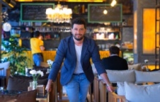 Sosyal medyadan 3 Milyon Euro'luk iş aldı