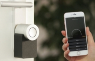 Akıllı ev sistemleri hem güvenlik hem konfor sağlıyor