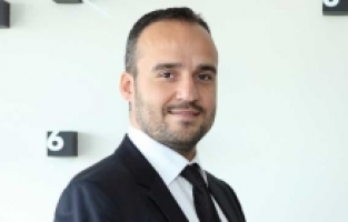 İZODER’de bayrak değişimi