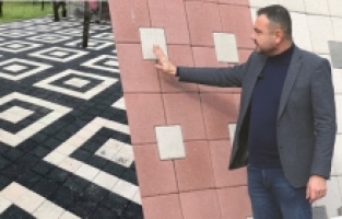 Sert zeminlerin ustası Kurt Çini