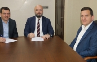 Adiloğlu Grup, sismik izolatörde öncü