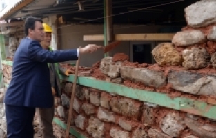 Filiboz Mescidi Hisar’da yükseliyor