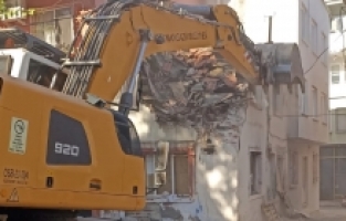 Metruk bina yıkımları hız kazandı