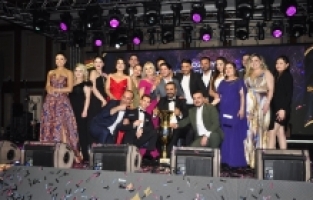 Gayrimenkulun yıldızları ödüllendirildi