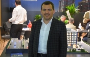 Adiloğlu İnşaat'a fuarda büyük ilgi