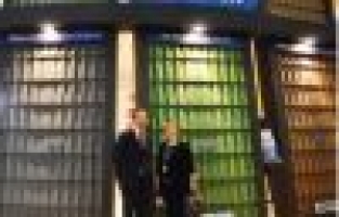 Çatılarda 'Megaron' fırtınası...