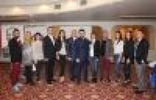 Değişim için dernekleştiler