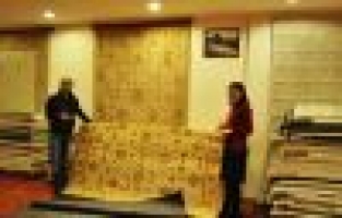 Dekorasyona halı alınarak başlanmalı