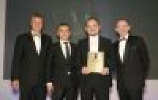 İçmimar Esat Fişek’e Ödül