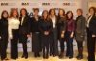  Kadınlar dönüşüme imzasını atıyor