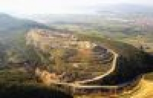 Karakoç: Verimli toprak kaybını önlemek istiyoruz