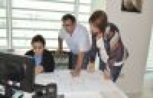 Mimar dediğin cesur olmalı