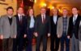 Yeni yönetim Vali Karaloğlu’nu ziyaret etti.