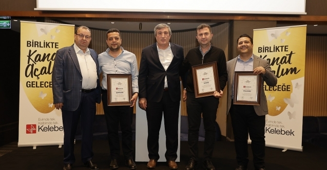 Kelebek Mobilyadan en başarılı bayilere ödül
