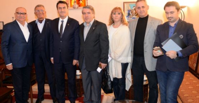 Dündar, İSSİAD üyelerini ağırladı