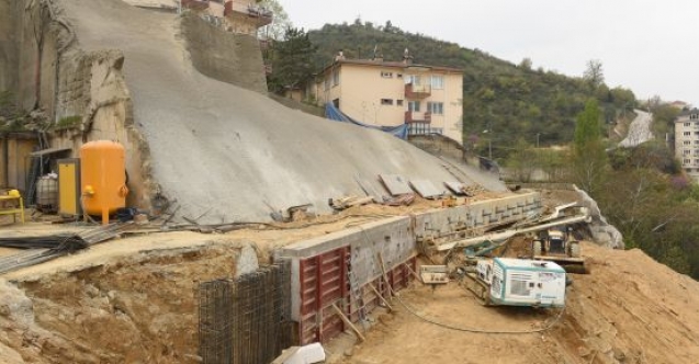 Selvili Caddenin ulaşımı rahatlayacak